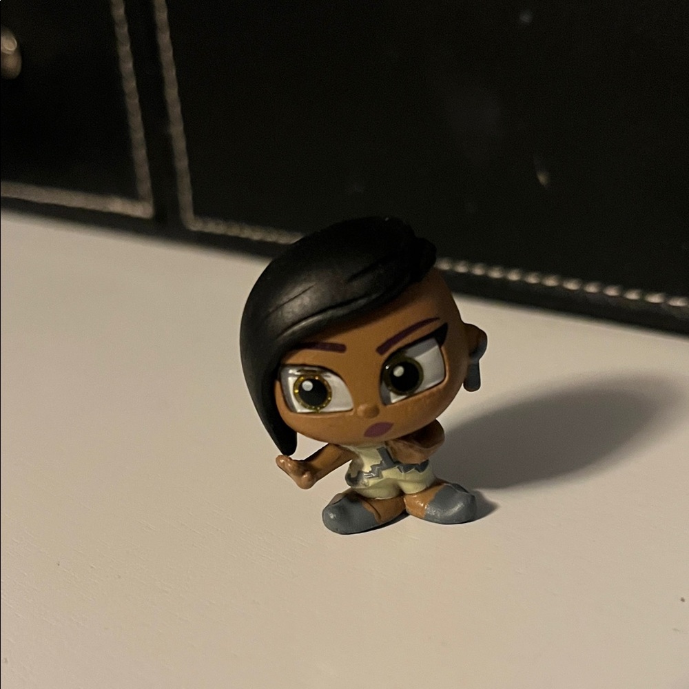 Disney doorables pixel perfect Princess Namaari